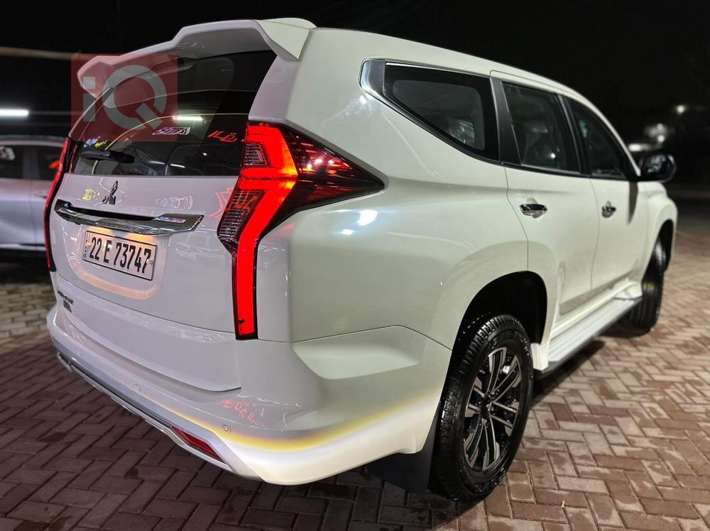 Mitsubishi Montero Sport